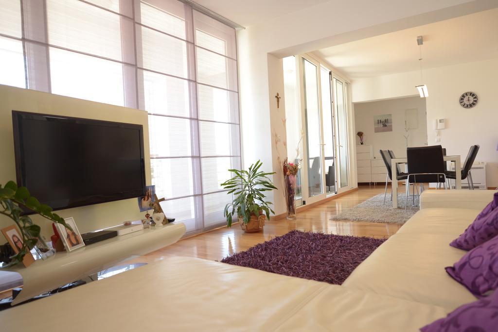 Base Bridge Apartment - Zadar City Centre - Free Parking Buitenkant foto