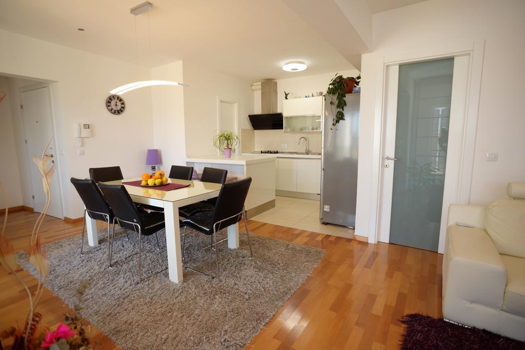 Base Bridge Apartment - Zadar City Centre - Free Parking Buitenkant foto