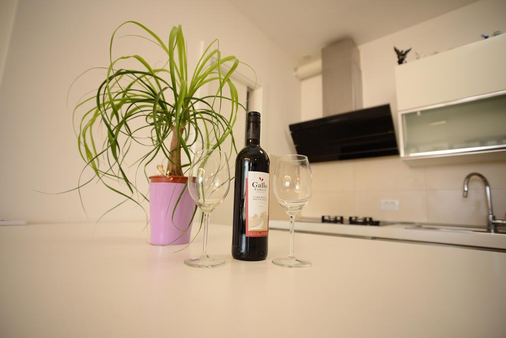 Base Bridge Apartment - Zadar City Centre - Free Parking Buitenkant foto