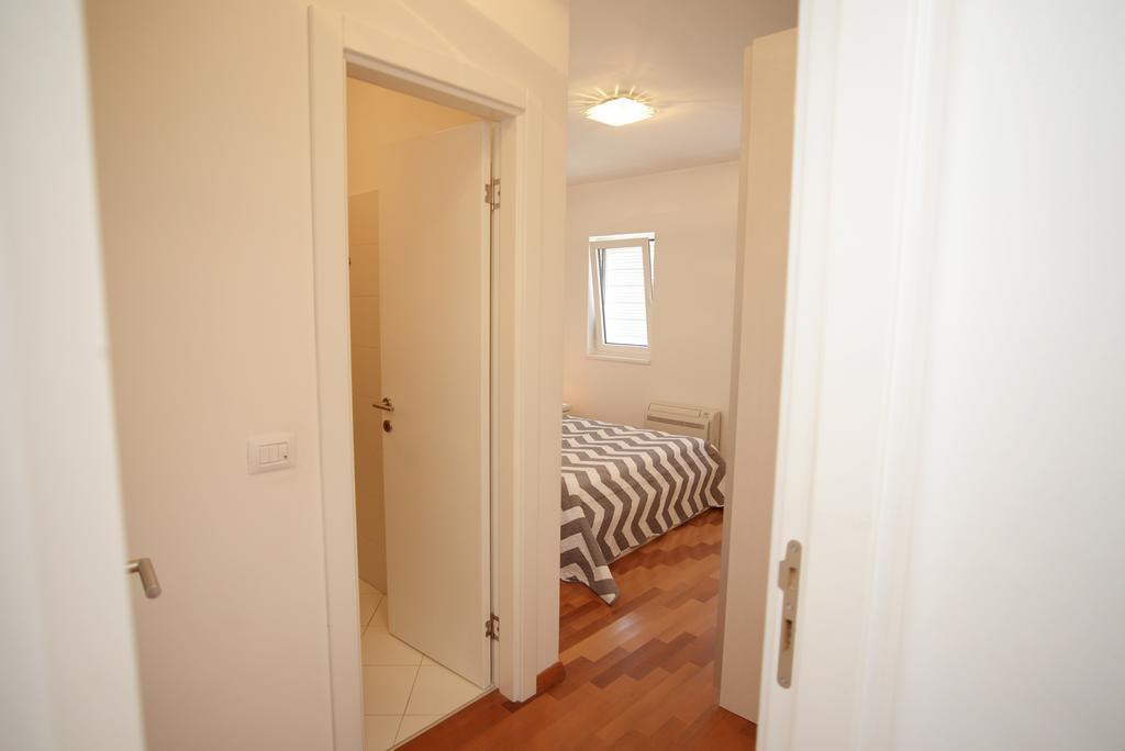 Base Bridge Apartment - Zadar City Centre - Free Parking Buitenkant foto